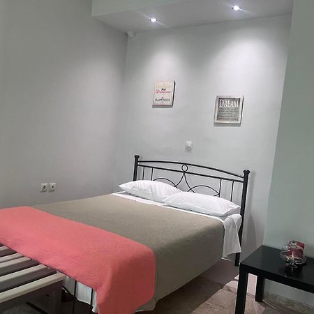 Studios Μιχαλαρεα Kyparissia Exteriör bild